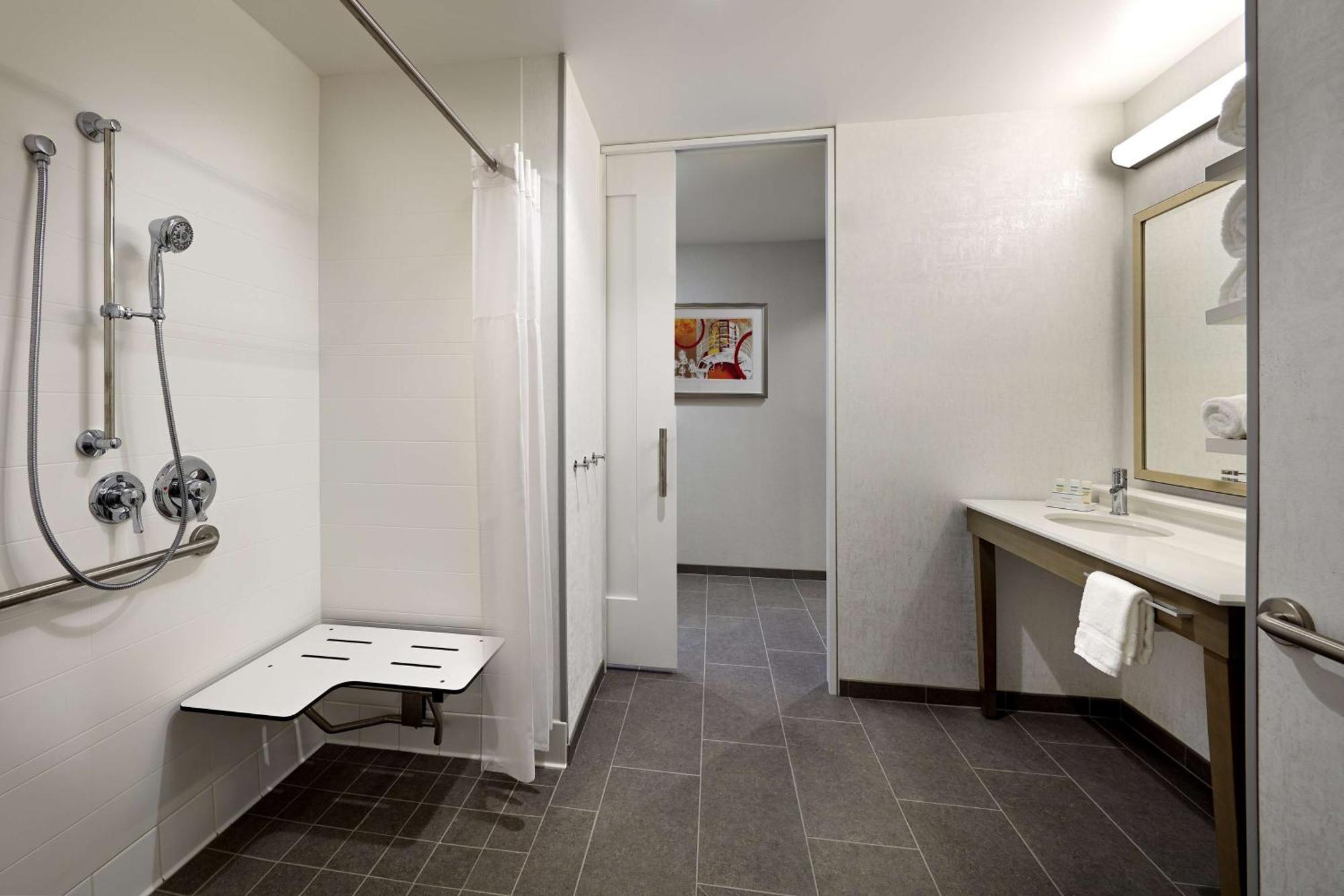 Hampton Inn Long Beach Airport, Ca Buitenkant foto