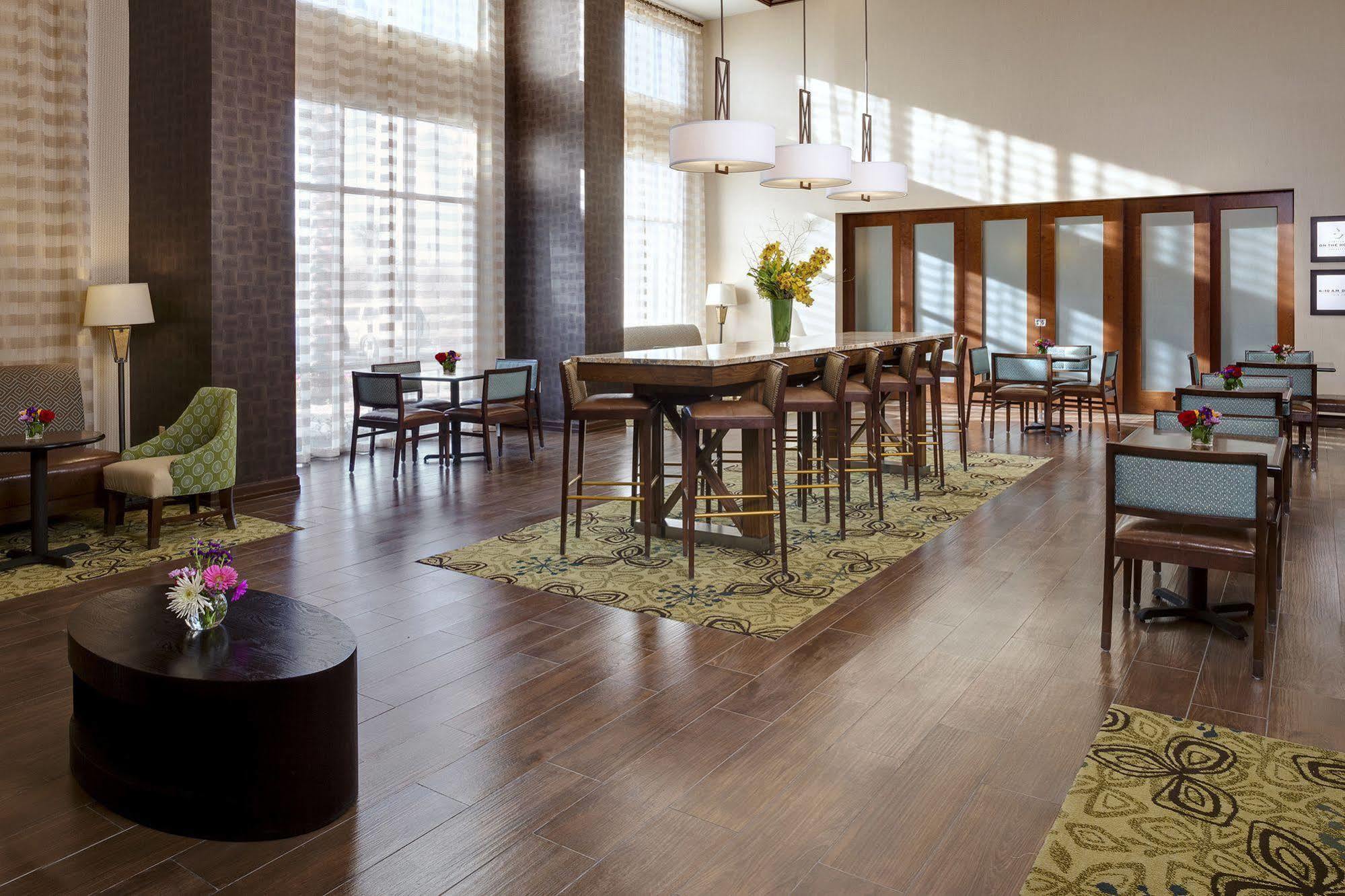Hampton Inn Long Beach Airport, Ca Buitenkant foto