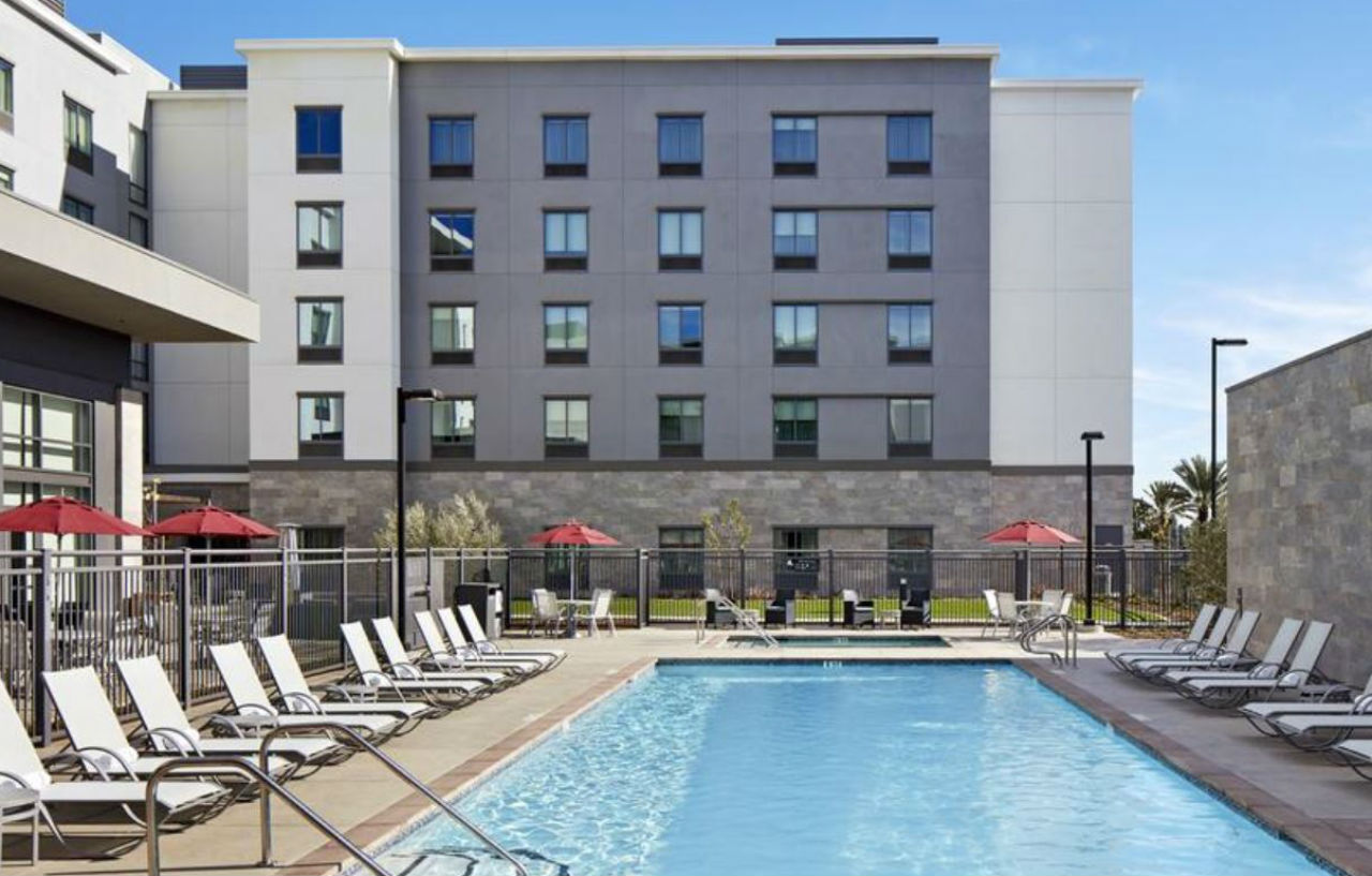 Hampton Inn Long Beach Airport, Ca Buitenkant foto